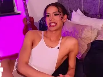 Chaturbate Adult Video Chat of lyadumont