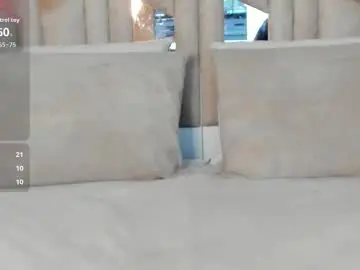 Chaturbate Live Sex Cam of 1m_valery