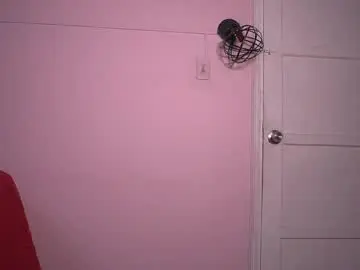 Chaturbate Live Porn of yahaira_26