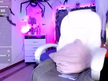 Chaturbate Live Sex Cam of amara_davis1