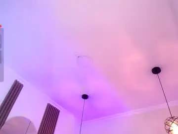 Chaturbate Live Sex of amara_davis1