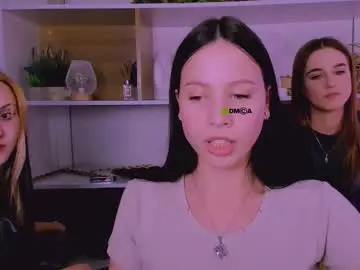 Chaturbate Adult Webcams of luna_tin