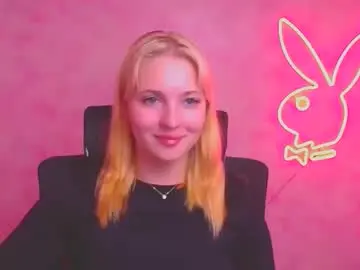Chaturbate Live Sex Cam of _mila_la_