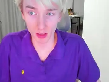 Chaturbate Live Sex Cam of vibemygirl