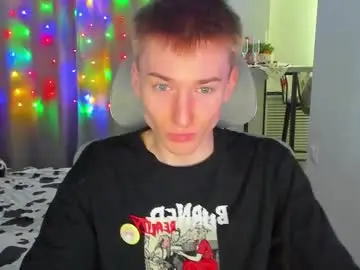 Chaturbate Live Sex Cam of vibemygirl