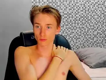 Chaturbate Live Sex Cam of vibemygirl