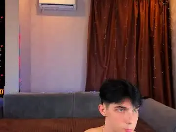 Chaturbate Nude Webcam of aaron_bang