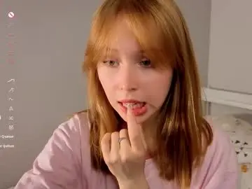 Chaturbate Nude Webcam of lil_redshine