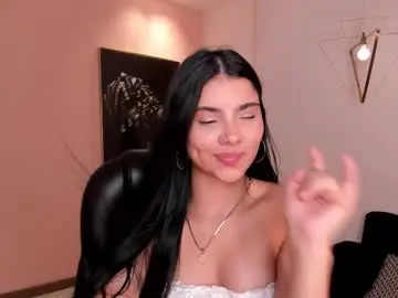 Chaturbate Live Sex of mialaurence_