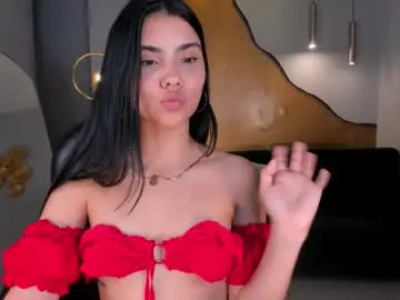 Chaturbate Live Sex Cam of mialaurence_