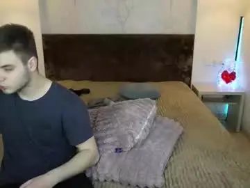 Chaturbate Nude Webcam of vikki_and_george