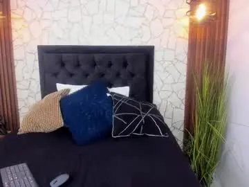 Chaturbate Free Porn Cam of antoneella_russo