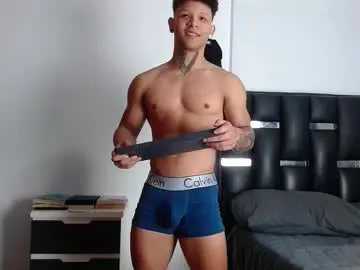 Chaturbate Nude Webcam of erosscott