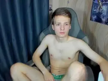 Chaturbate Live Sex Cam of konnor_deviant