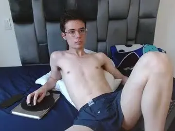 Chaturbate Best live sex cam show of viktornoir