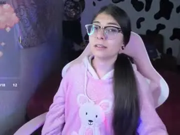 Chaturbate Sex Cam of abbie_senjen