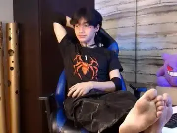 Chaturbate Live Sex Cam of twinslovers_