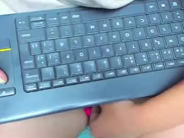 Chaturbate Live Sex Cam of boy_trans