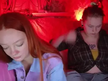 Chaturbate Live Sex Cam of radiantsxtwo
