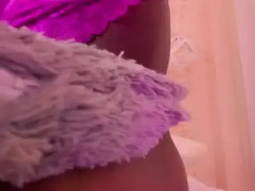 Chaturbate Live Sex Cam of daphnelloyd