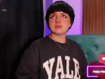 Chaturbate Live Sex Cam of hiddenhotcake