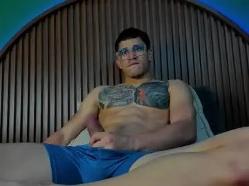 Chaturbate Nude Webcam of logan_griffin