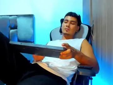 Chaturbate Live Porn of sam_knight_