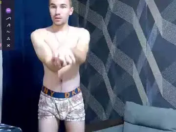Chaturbate Live Sex Cam of harvey_ren
