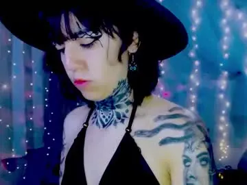 Chaturbate Live Sex Cam of lannie_gonzales