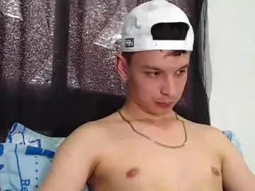 Chaturbate Nude Webcam of angel_twink69