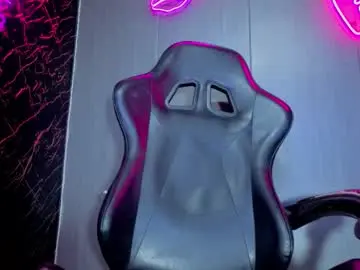 Chaturbate Nude Webcam of i_am_kelvis_