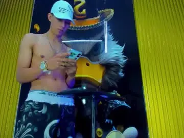 Chaturbate Live Porn of dante_brown1