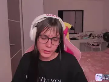 Chaturbate Nude Webcam of flora_angelical