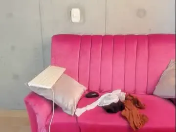 Chaturbate Live Sex Cam of kitty_rose6147