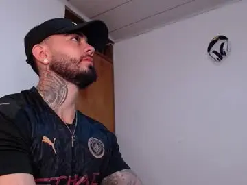 Chaturbate Live Sex of tommyblessd1