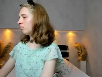 Chaturbate Live Sex Cam of camilla_kelly