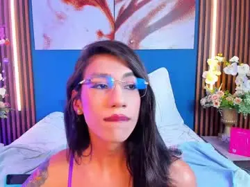 Chaturbate Live Sex Cam of sofiia_grey_
