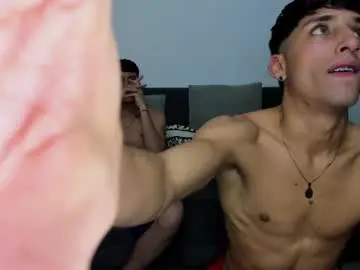 Chaturbate Free Live Porn of ander_012