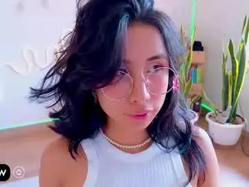 Chaturbate Live Sex Cam of evelyn_chelle