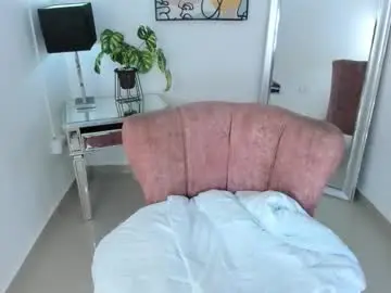 Chaturbate Free Porn Cam of mathilde_lina