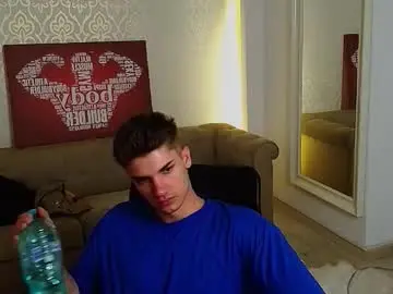 Chaturbate Live Porn of maxkaiden