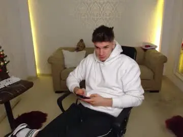 Chaturbate Sex Cam of maxkaiden