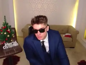 Chaturbate Free Porn Cam of maxkaiden