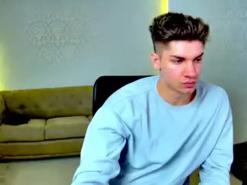 Chaturbate Free Porn Cam of maxkaiden