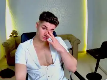 Chaturbate Sex Cam of maxkaiden