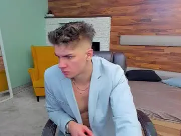 Chaturbate Free Porn Cam of maxkaiden