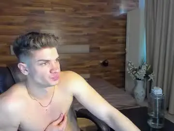 Chaturbate Live Porn of maxkaiden