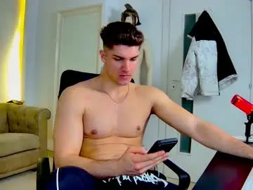 Chaturbate Sex Cam of maxkaiden