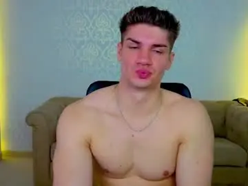 Chaturbate Best live sex cam show of maxkaiden