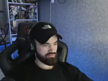 Chaturbate Live Sex Cam of _serious_man